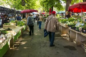 gente al mercato